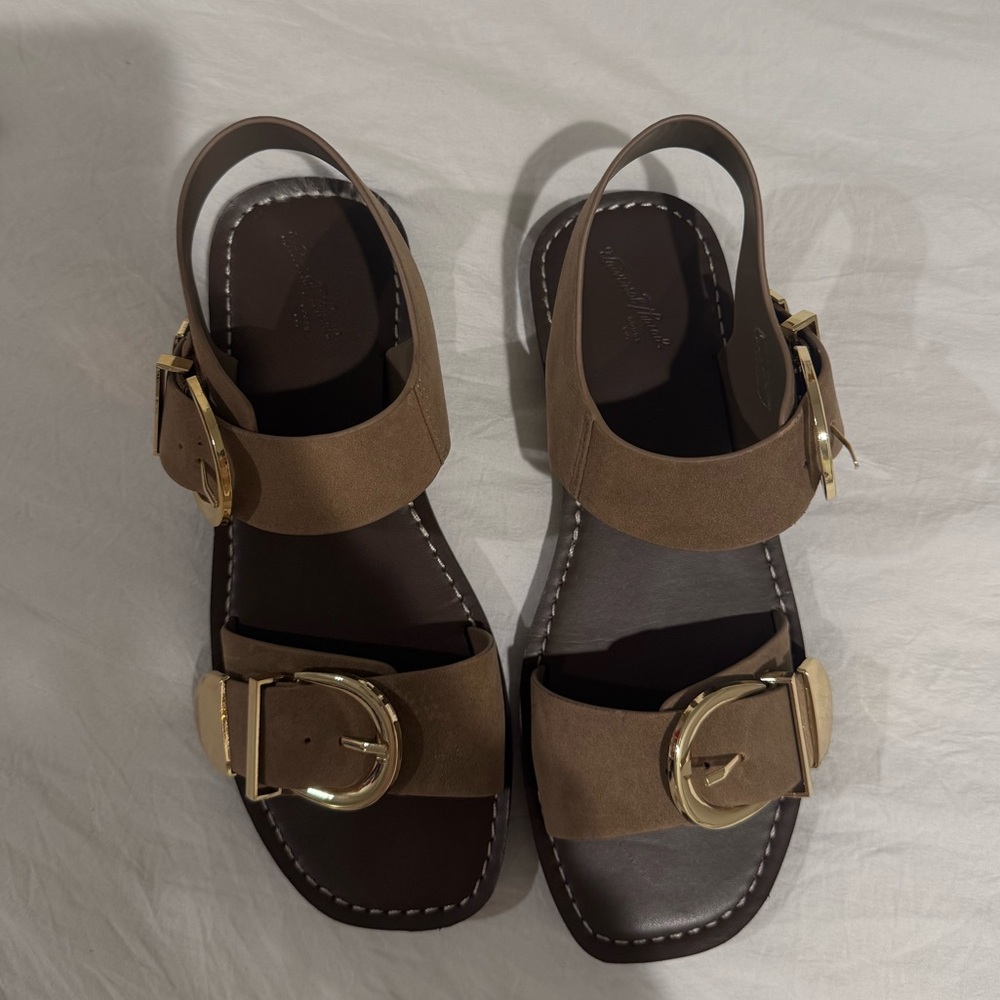 Sandals - Picture 3 of 4